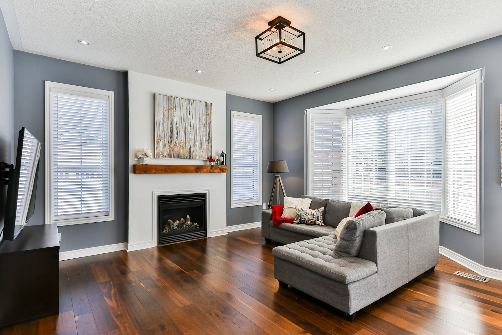 Watauga living room after renovation
